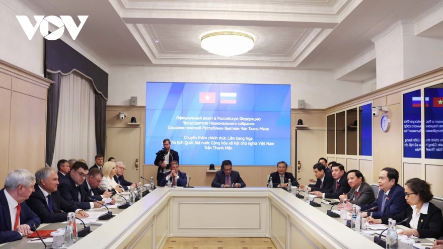 Vietnam - Russia parliamentary ties flourishing unceasingly: top legislators